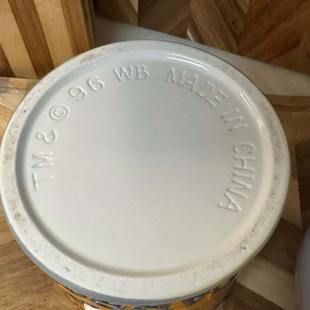 Vintage 1996 Warner Bros. Bugs Bunny Brand Ceramic Cookie Jar Canister